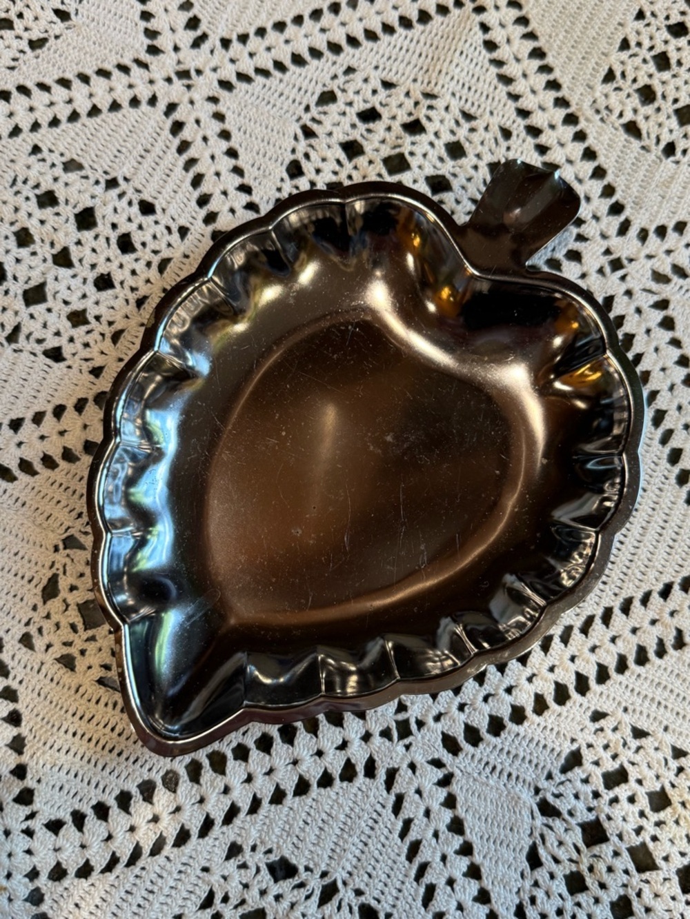 Vintage Leaf-Shaped Decorative Dish - Silver